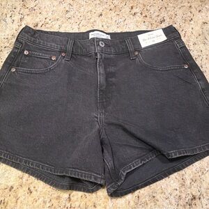 NWT Abercrombie A-Line Black Short